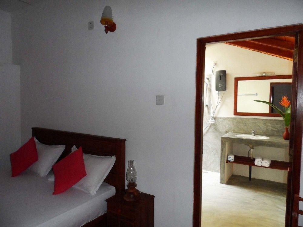 Summer Dew Villa Talpe Exterior foto