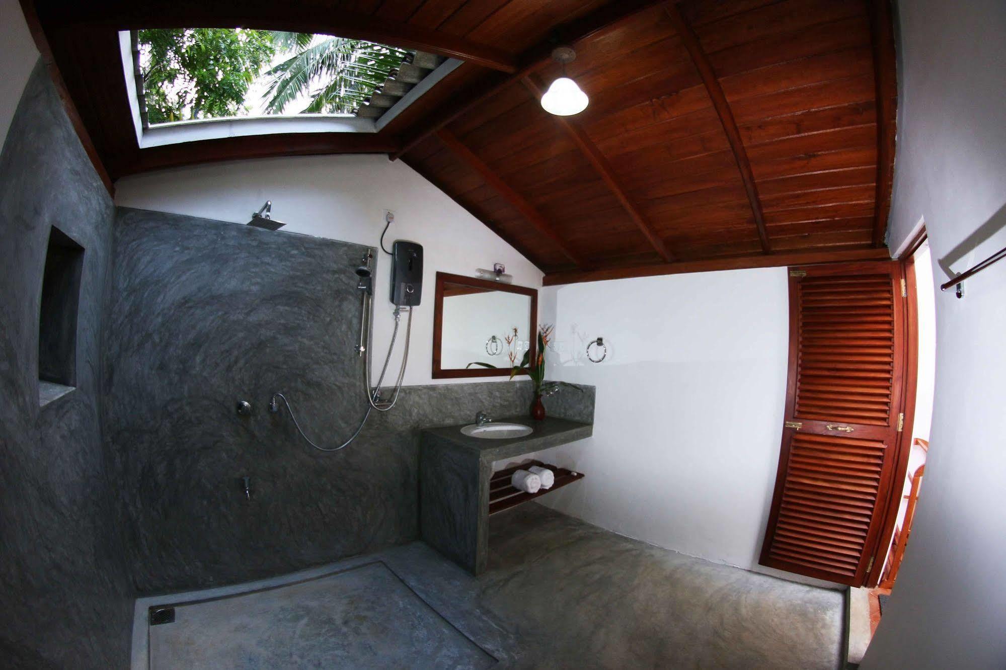 Summer Dew Villa Talpe Exterior foto